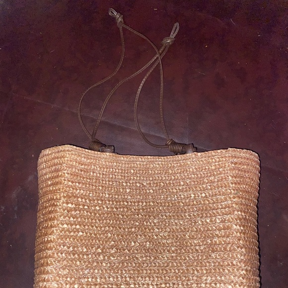 Woven shoulder bag - Picture 2 of 10